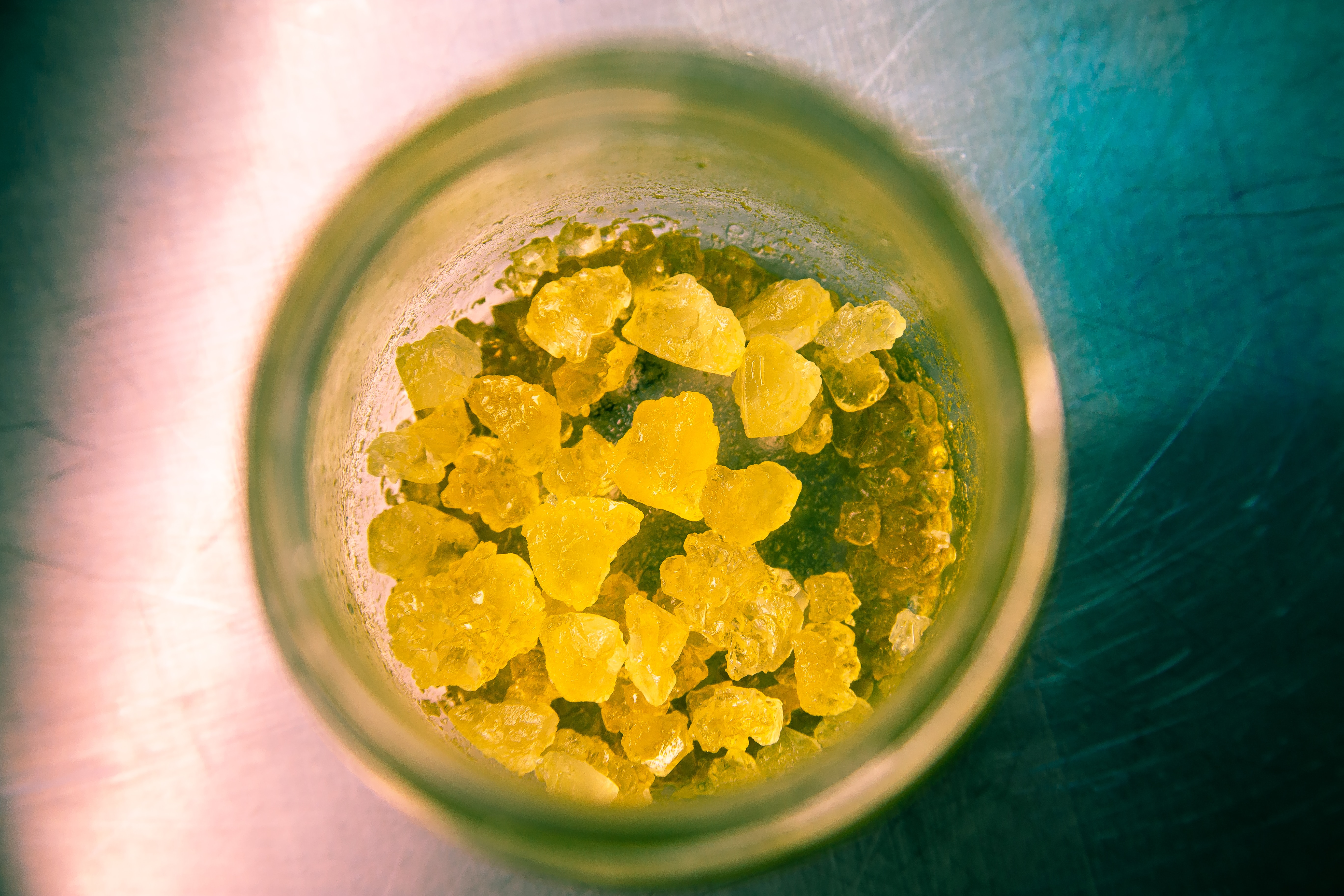 Dabbing and the Entourage Effect: How Terpenes Influence the Experience